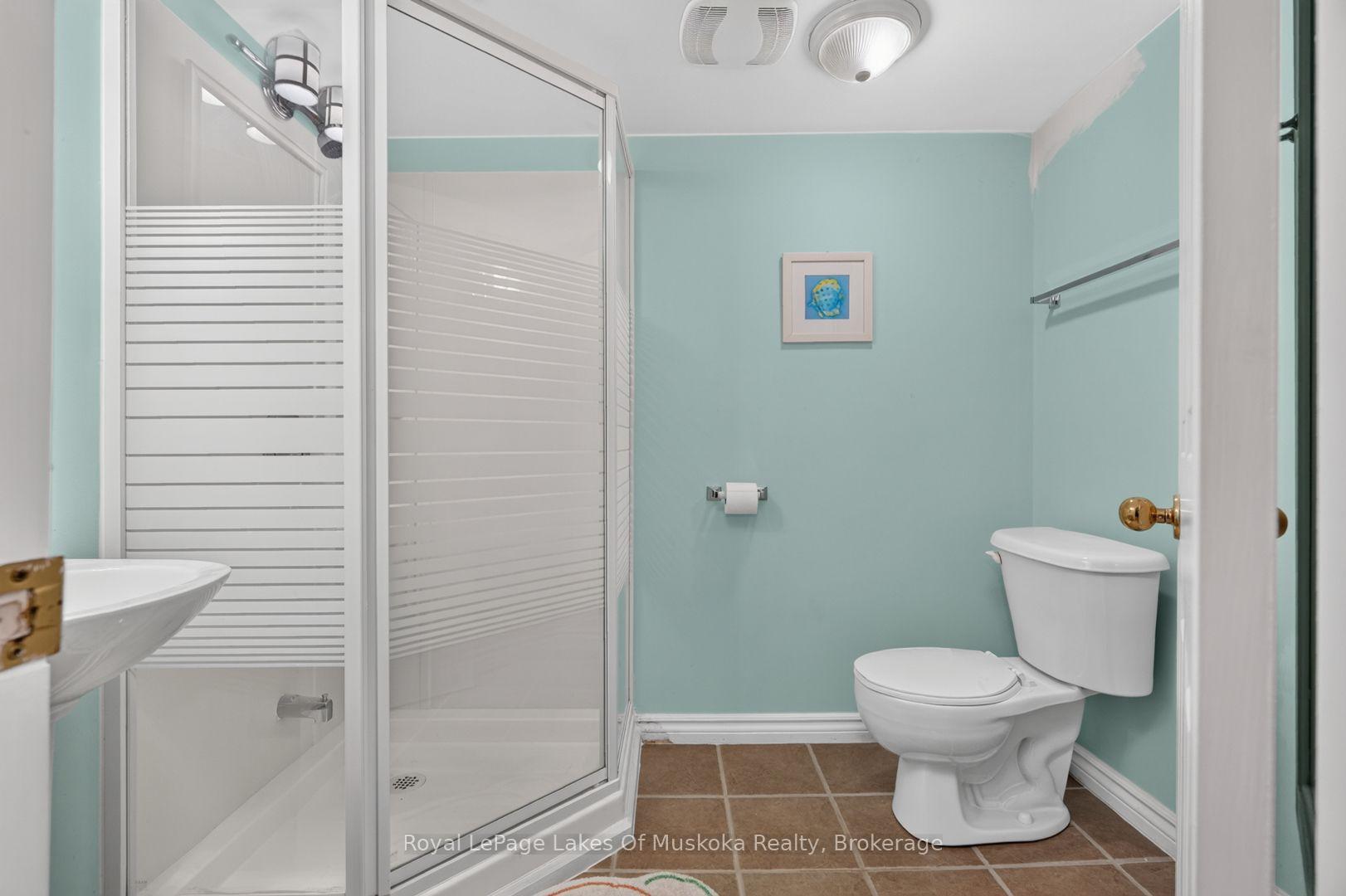 Photo 36 of 570 John Street S, Gravenhurst, Muskoka (S) — HOMEH