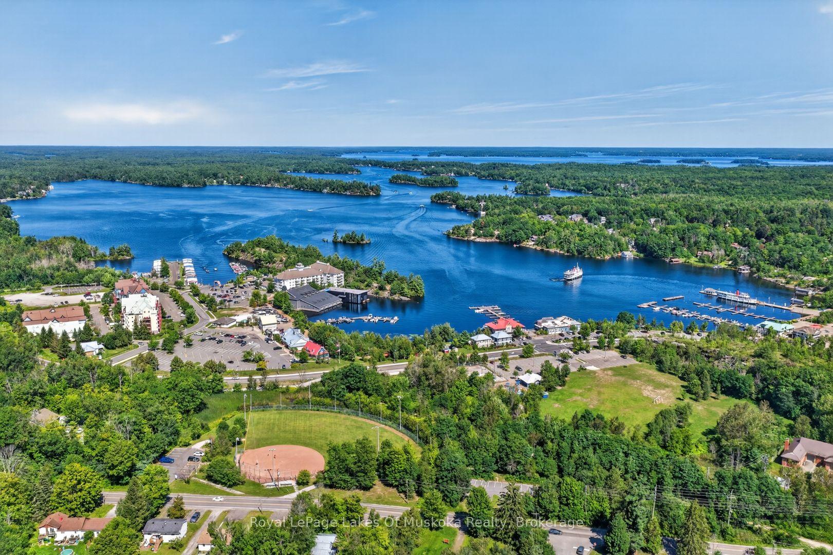 Photo 48 of 570 John Street S, Gravenhurst, Muskoka (S) — HOMEH