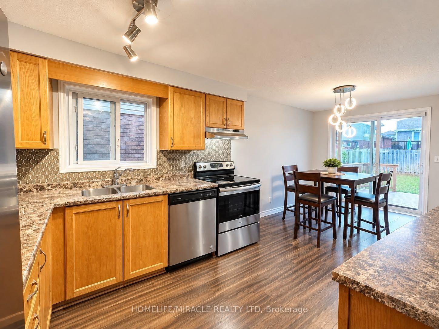 Photo 2 of 57 Activa Avenue, Kitchener, Larentian West — HOMEH