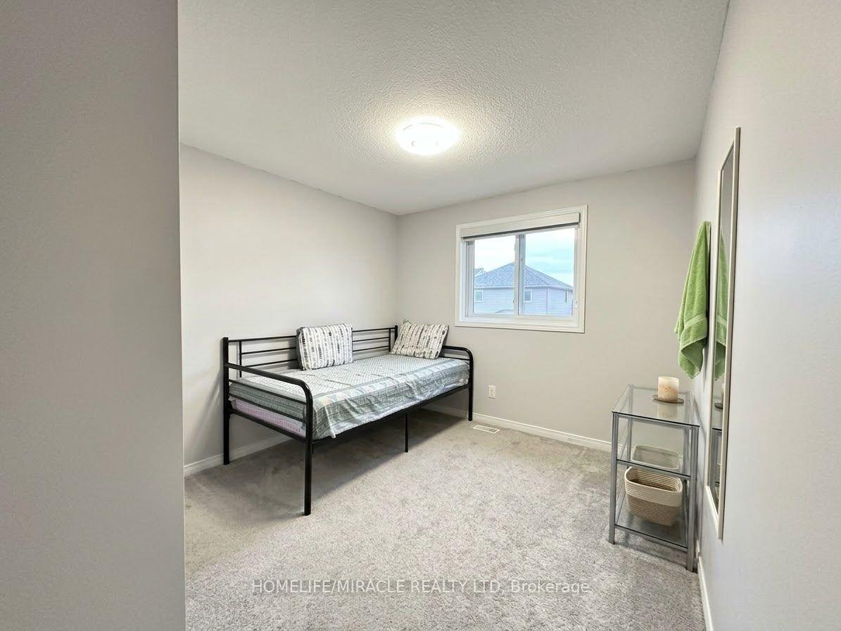 Photo 5 of 57 Activa Avenue, Kitchener, Larentian West — HOMEH