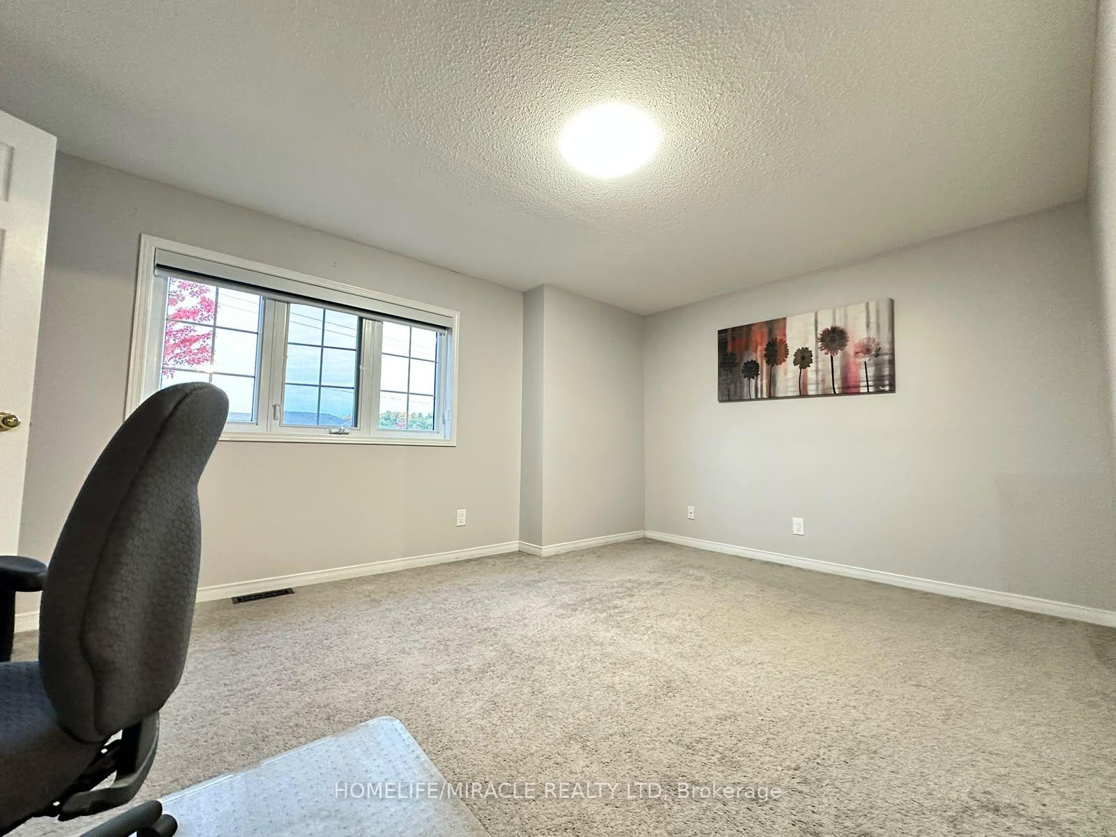 Photo 9 of 57 Activa Avenue, Kitchener, Larentian West — HOMEH