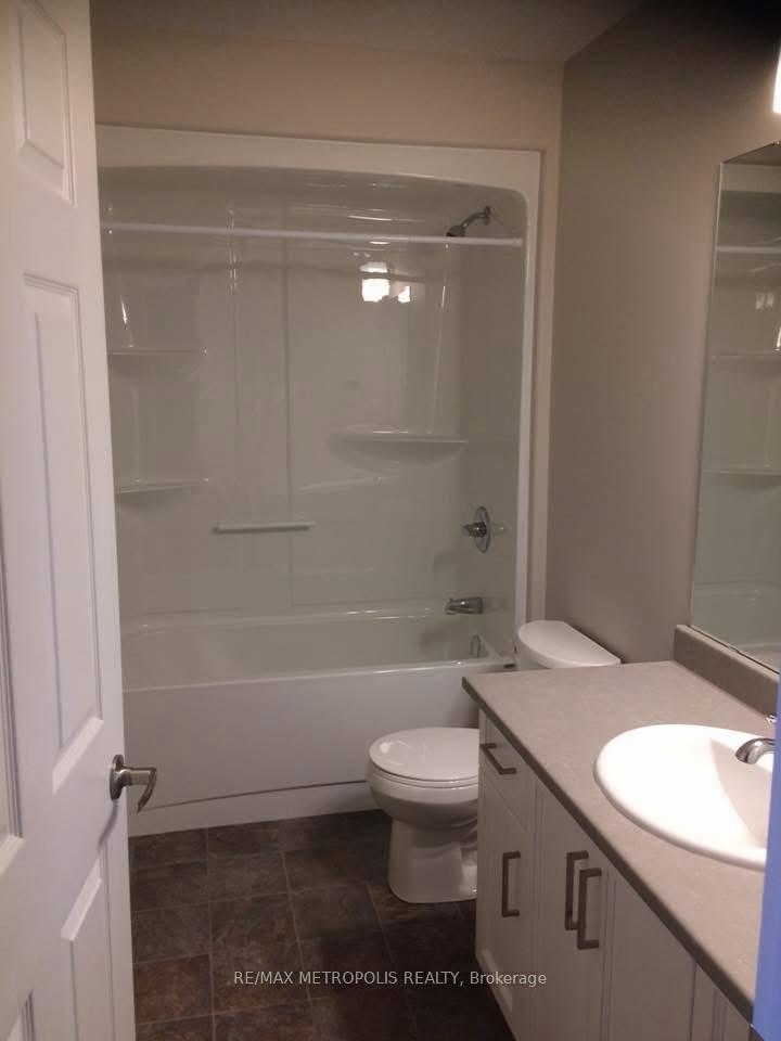 Photo 13 of 38 Ledgerock Court, Quinte West, Sidney Ward — HOMEH
