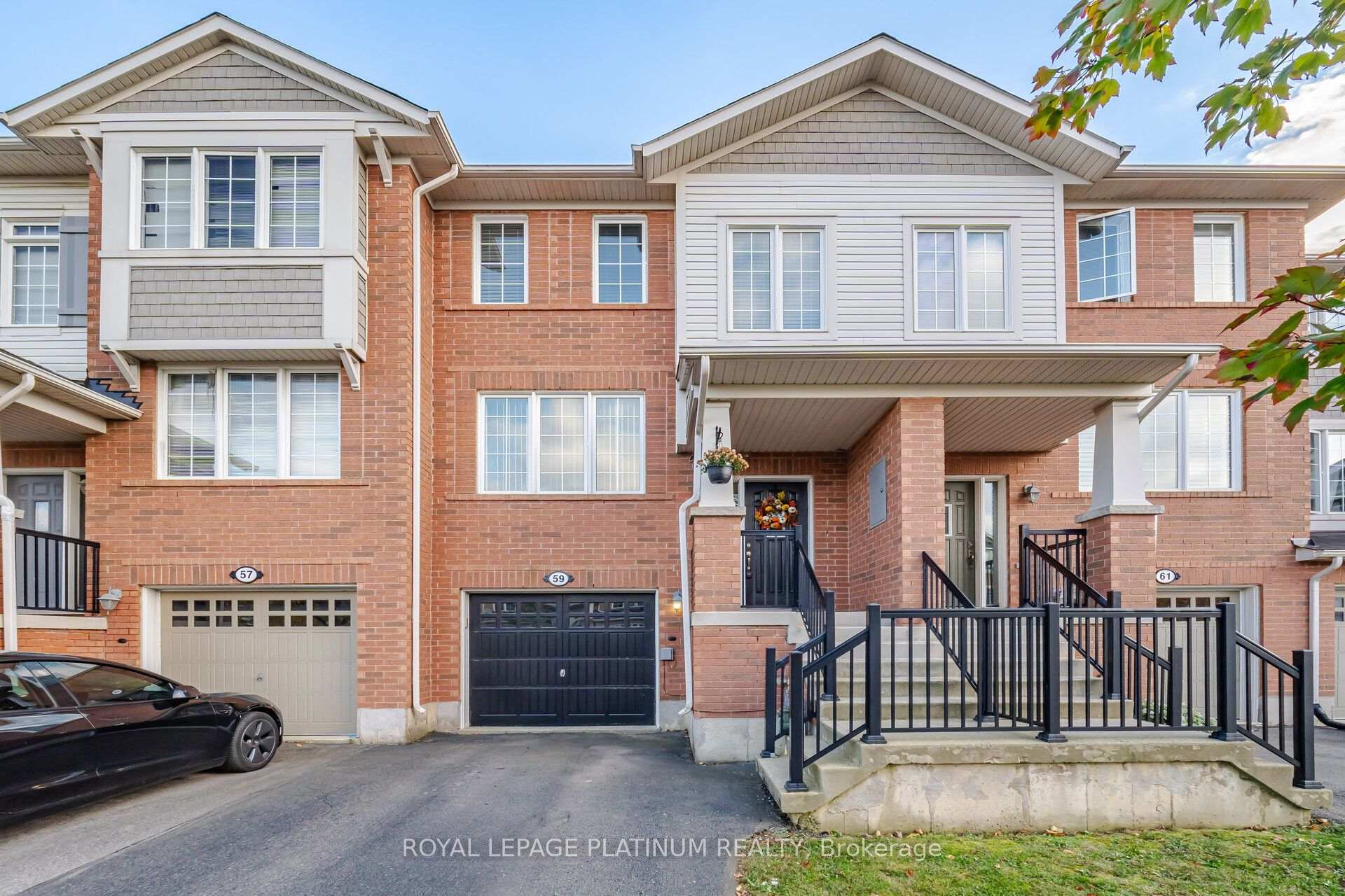 Photo 1 of 59 Ohara Lane, Hamilton, Meadowlands — HOMEH