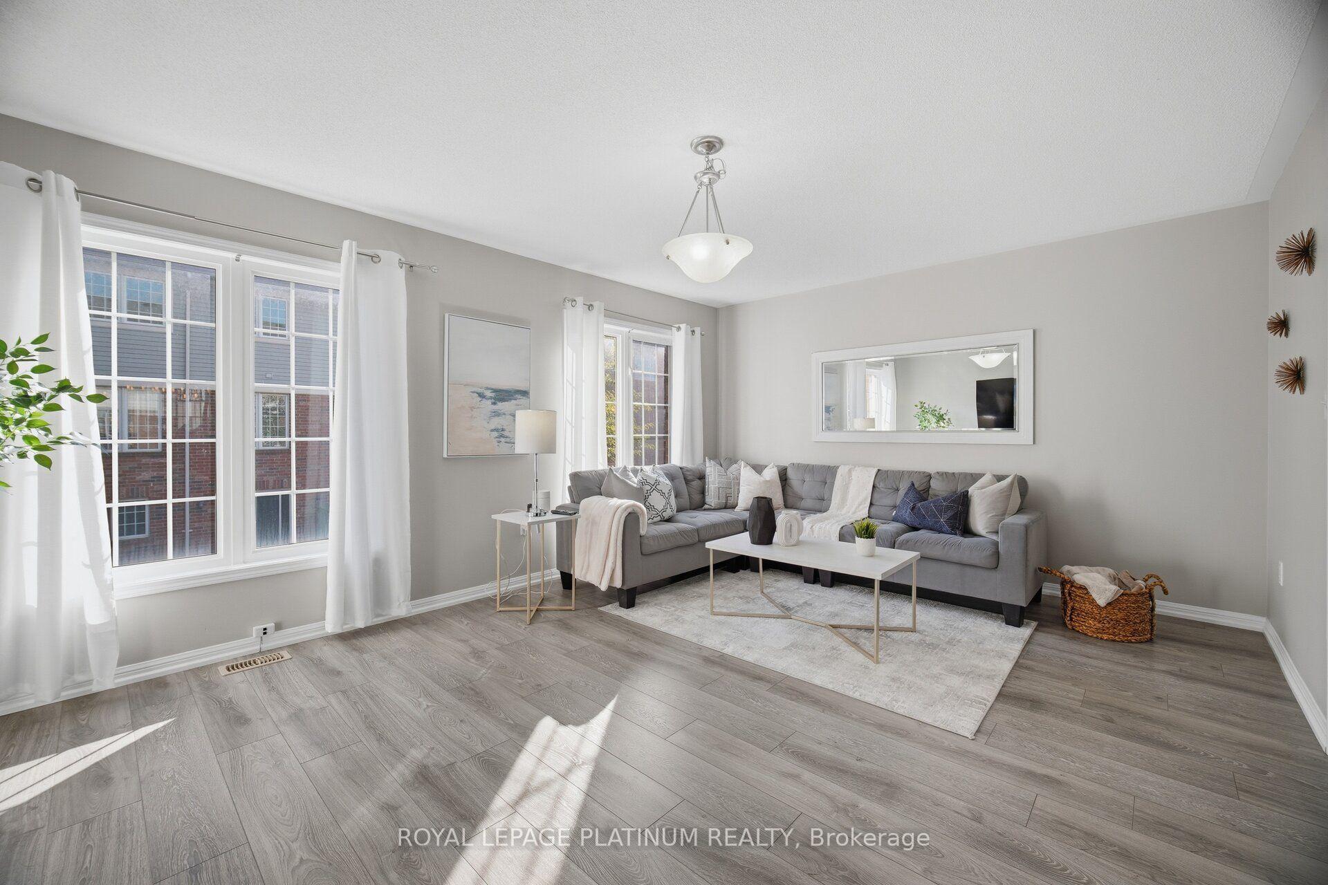 Photo 11 of 59 Ohara Lane, Hamilton, Meadowlands — HOMEH