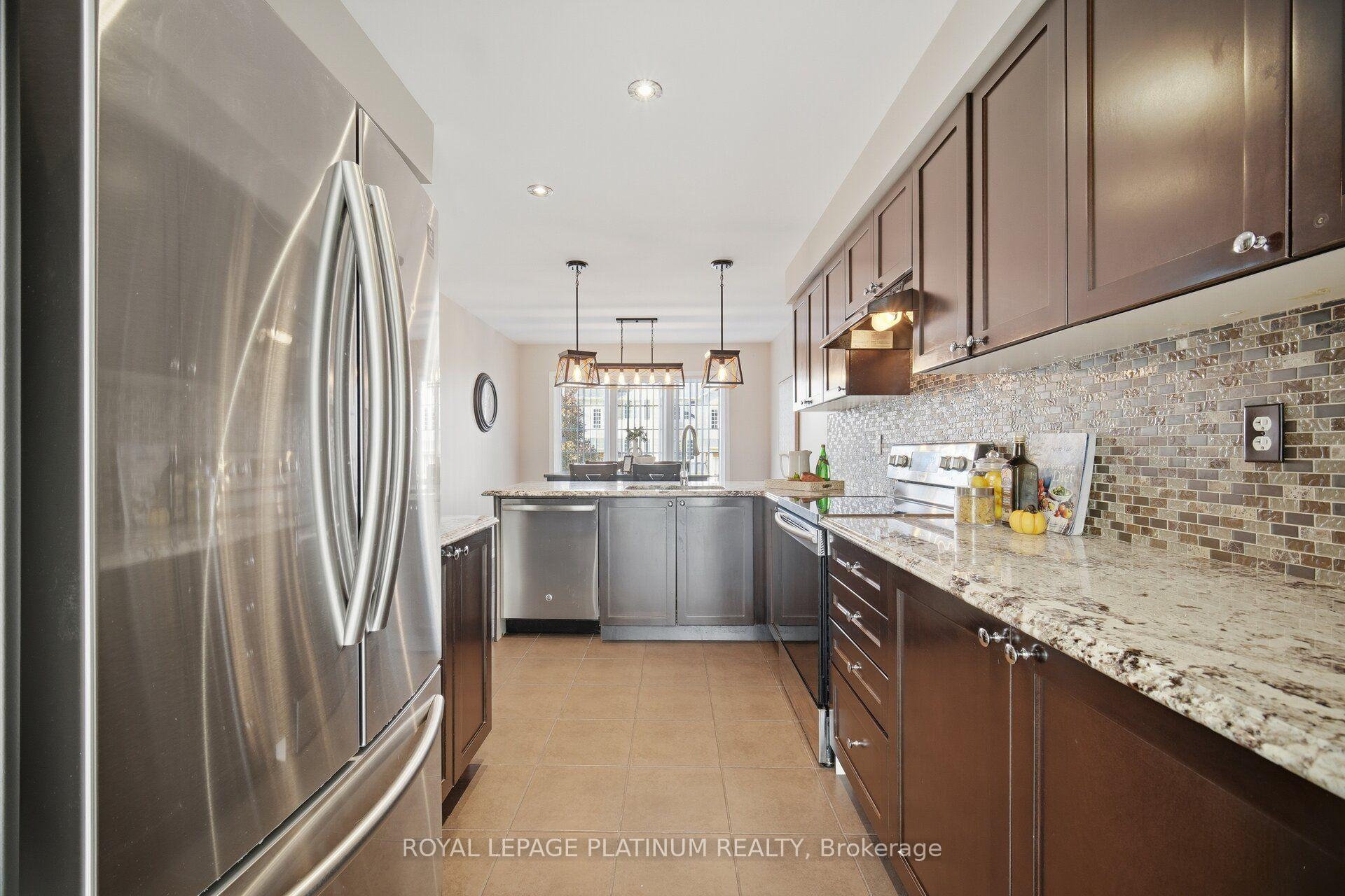 Photo 14 of 59 Ohara Lane, Hamilton, Meadowlands — HOMEH