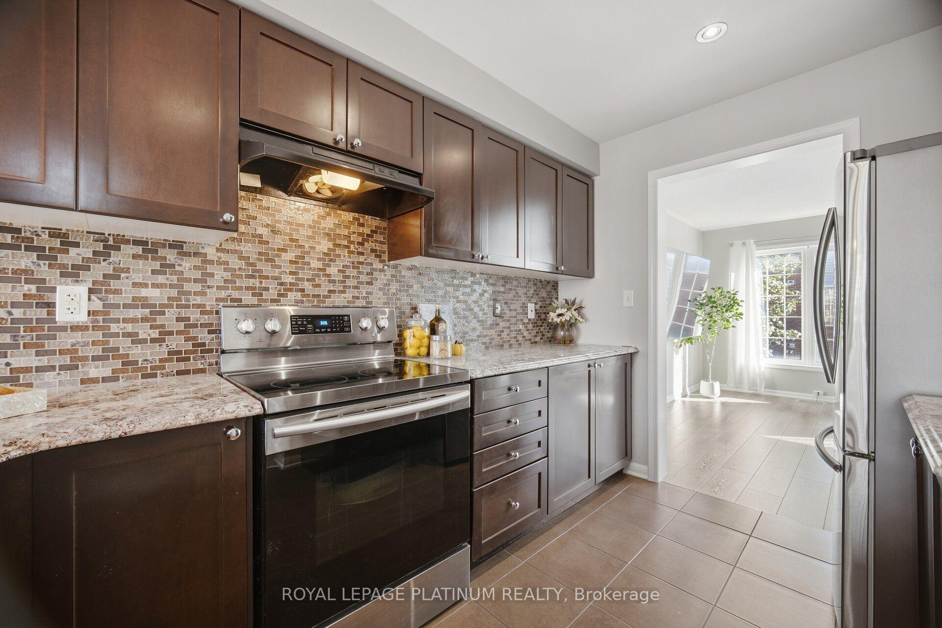 Photo 16 of 59 Ohara Lane, Hamilton, Meadowlands — HOMEH