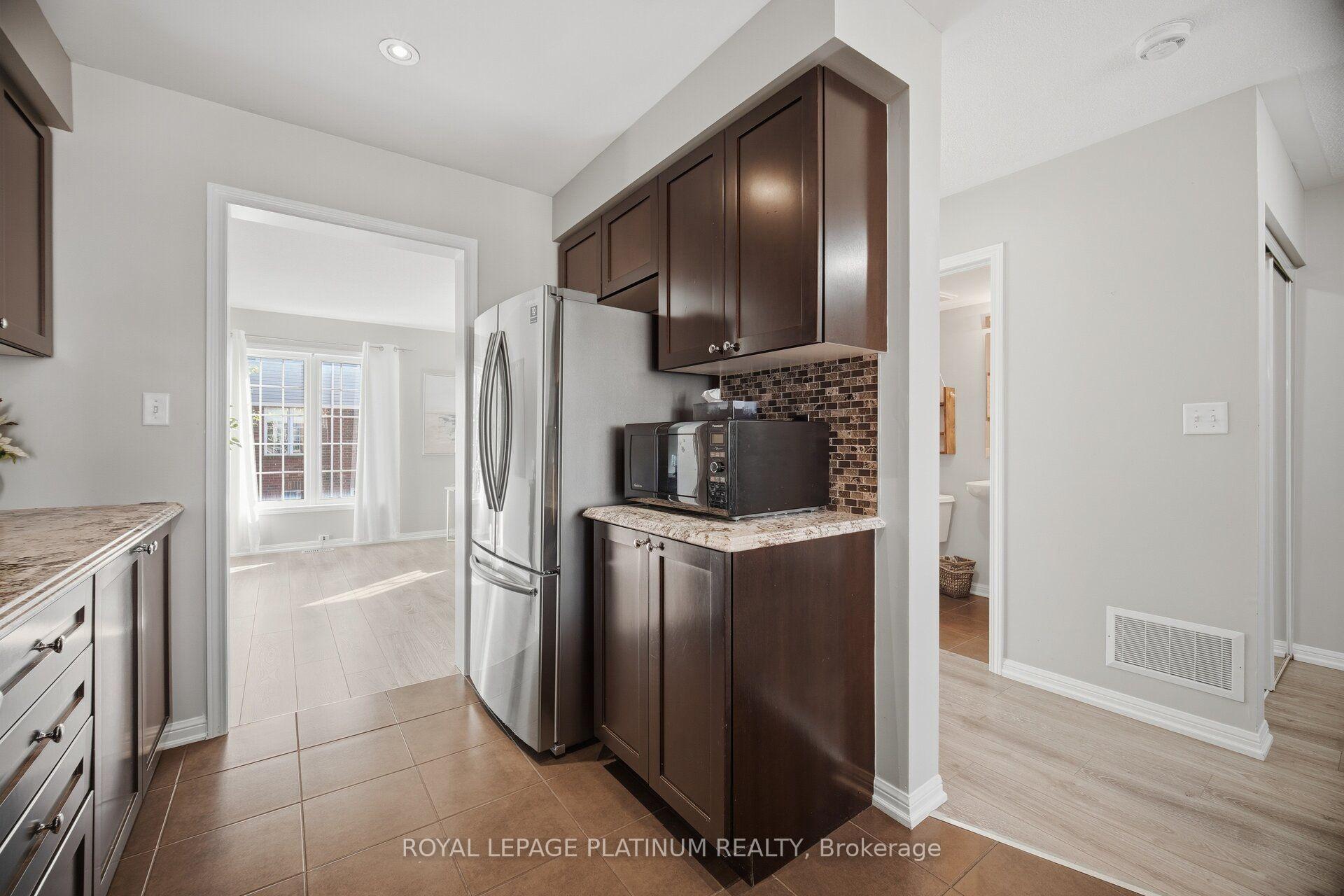 Photo 17 of 59 Ohara Lane, Hamilton, Meadowlands — HOMEH