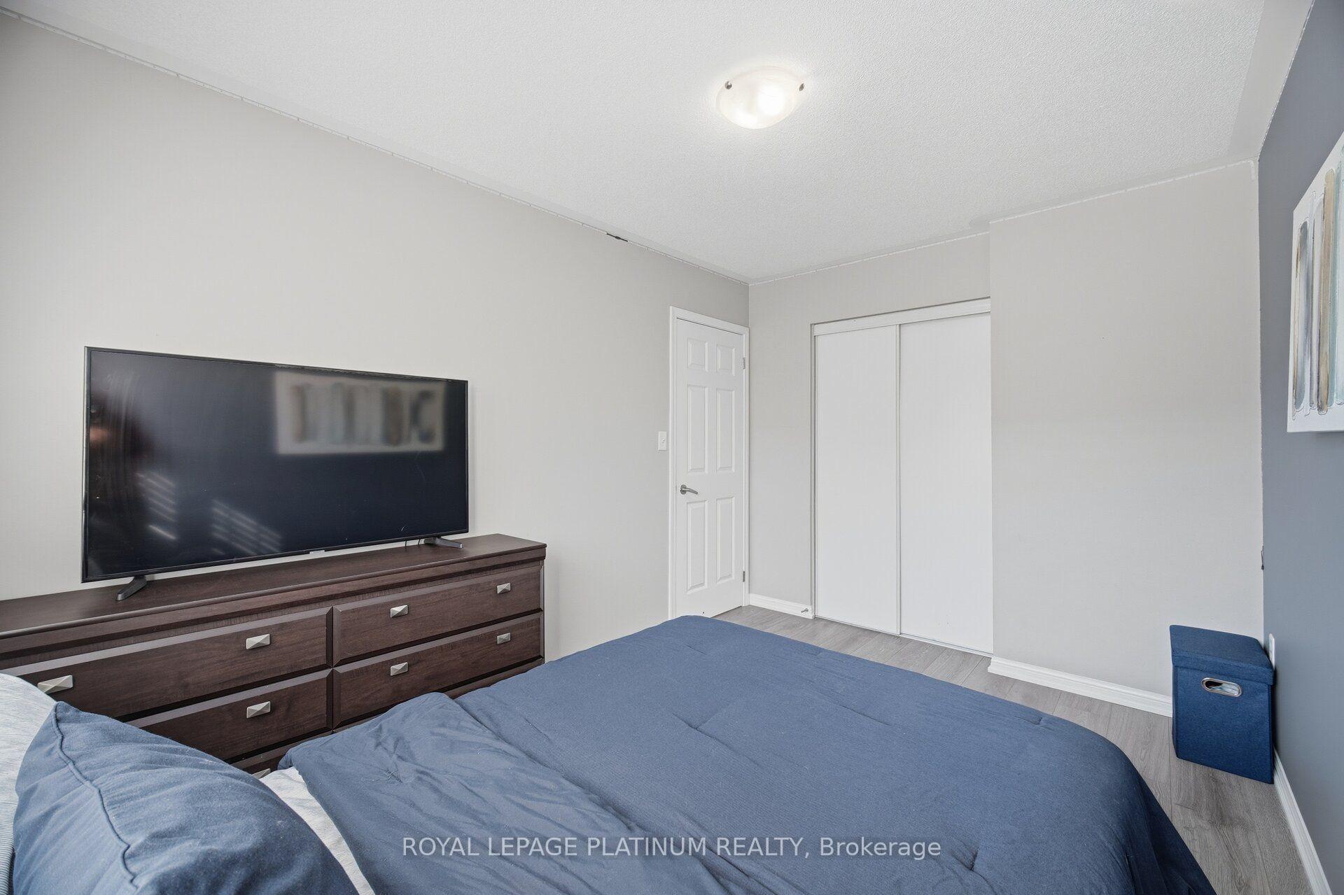 Photo 32 of 59 Ohara Lane, Hamilton, Meadowlands — HOMEH