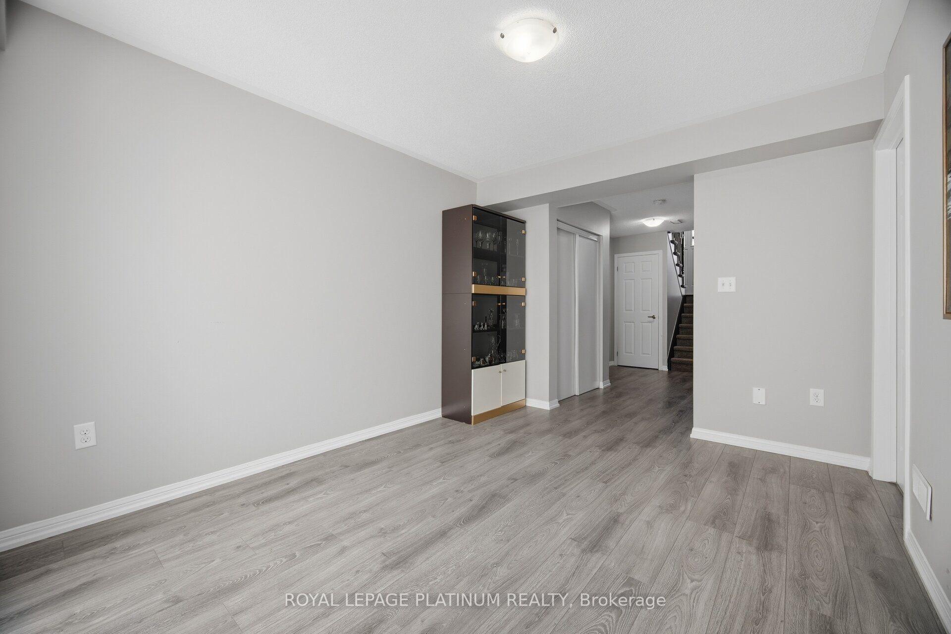 Photo 39 of 59 Ohara Lane, Hamilton, Meadowlands — HOMEH