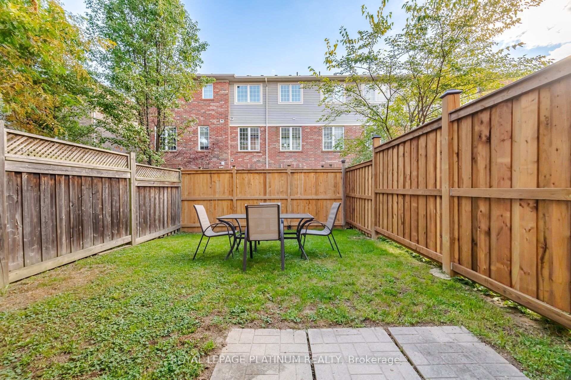 Photo 42 of 59 Ohara Lane, Hamilton, Meadowlands — HOMEH