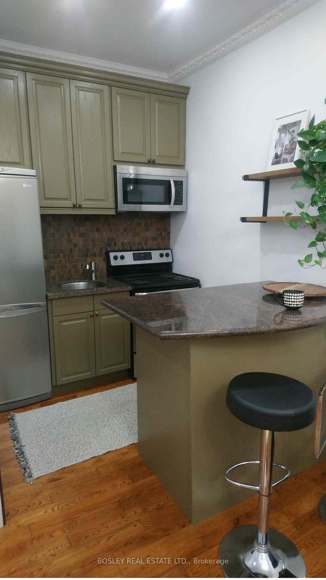 Photo 2 of Unit 2, 21 Lansdowne Avenue, Toronto, Roncesvalles — HOMEH