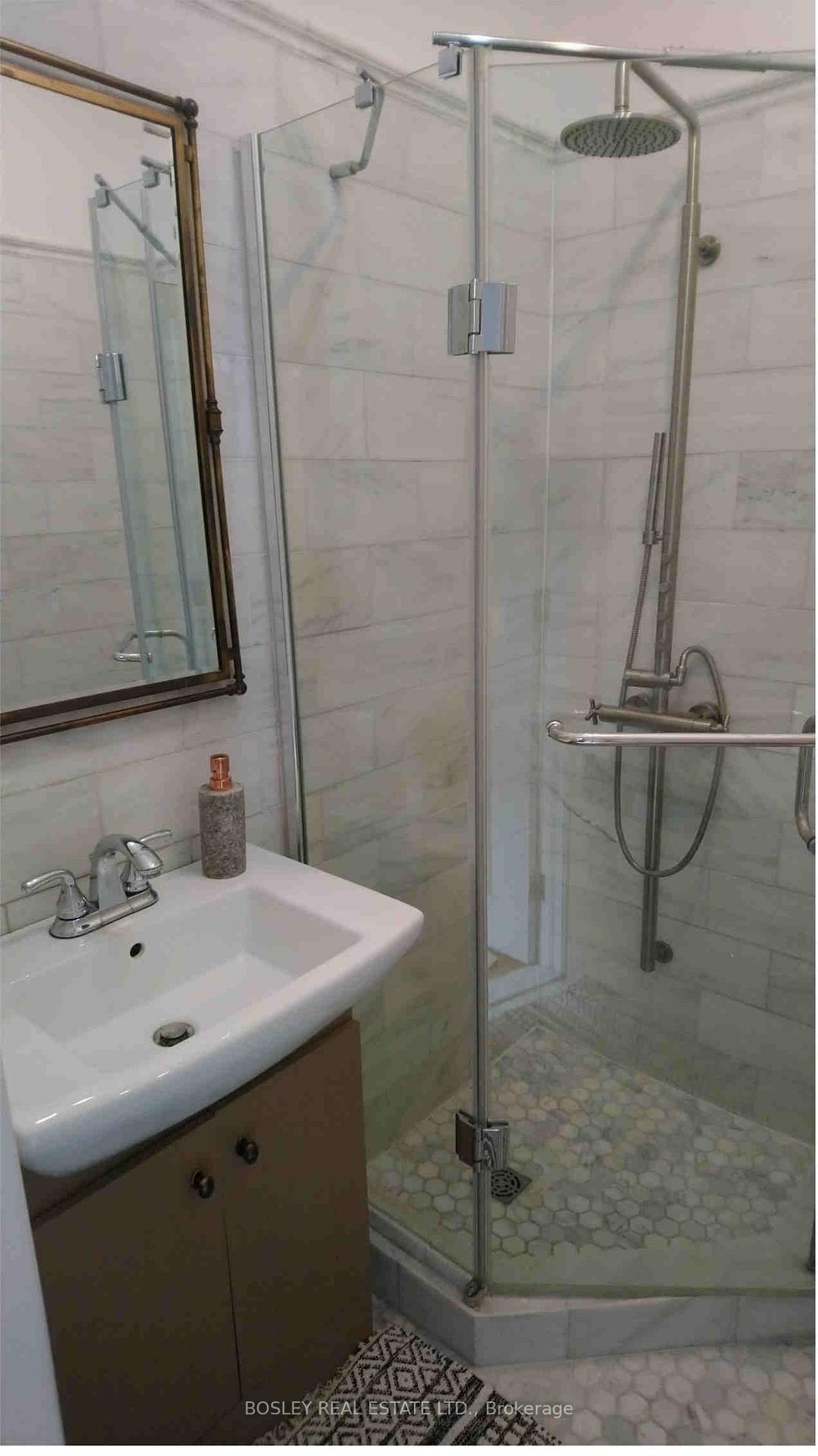 Photo 6 of Unit 2, 21 Lansdowne Avenue, Toronto, Roncesvalles — HOMEH