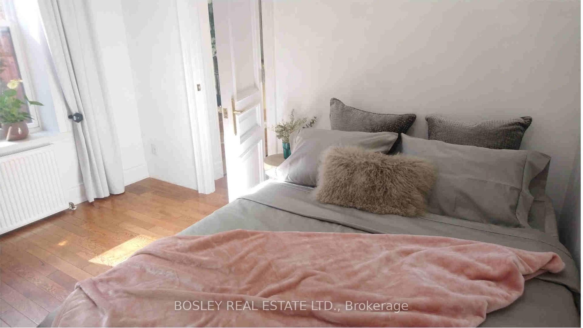 Photo 7 of Unit 2, 21 Lansdowne Avenue, Toronto, Roncesvalles — HOMEH