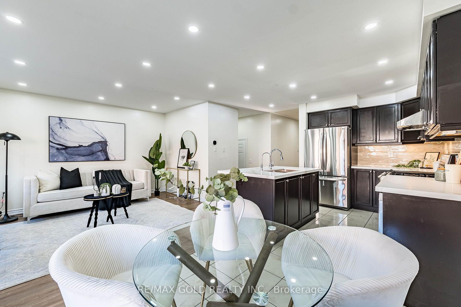 Photo 17 of 6 Volner Road, Brampton, Northwest Brampton — HOMEH