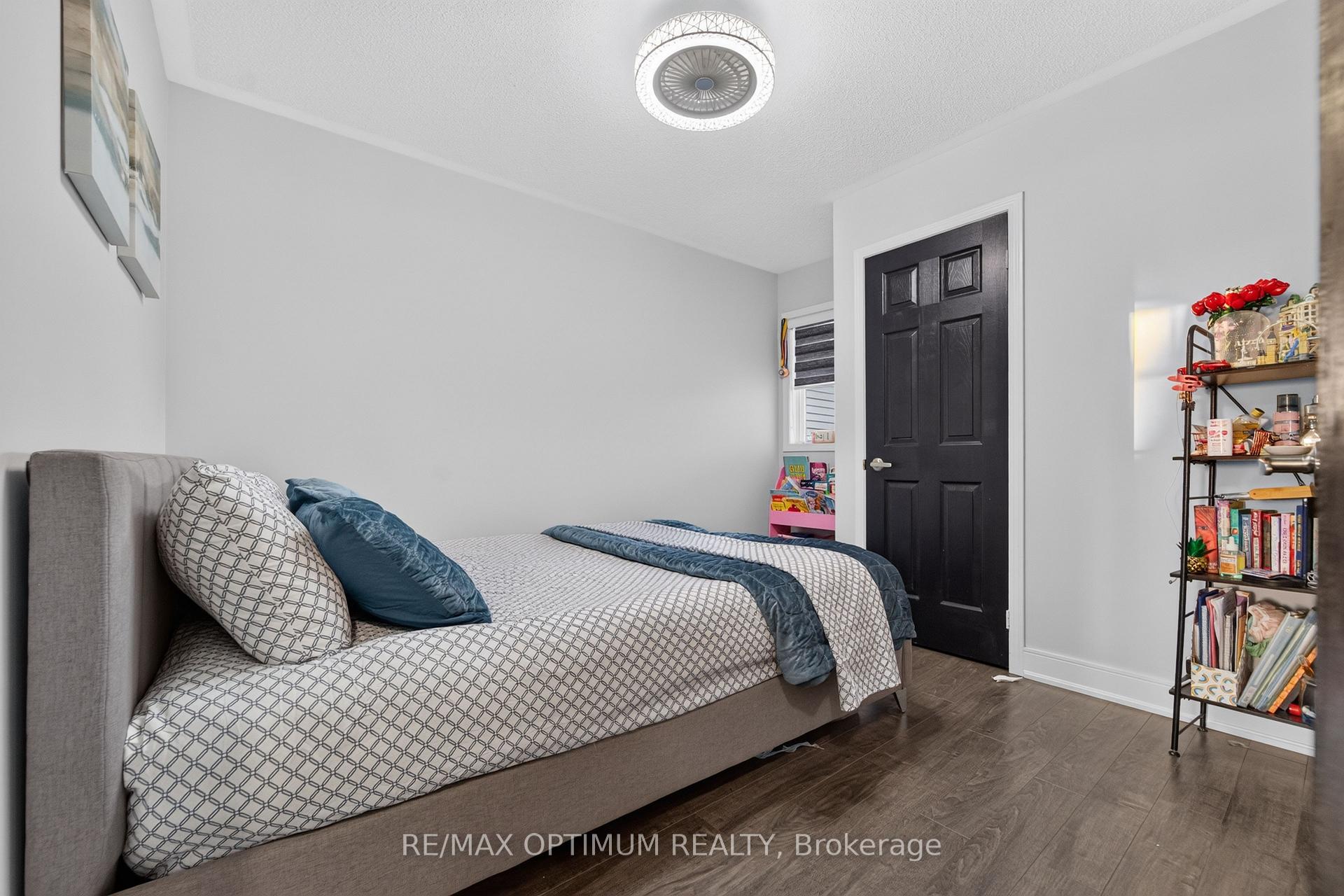 Photo 24 of 86 Sufi Crescent, North York, Victoria Village — HOMEH