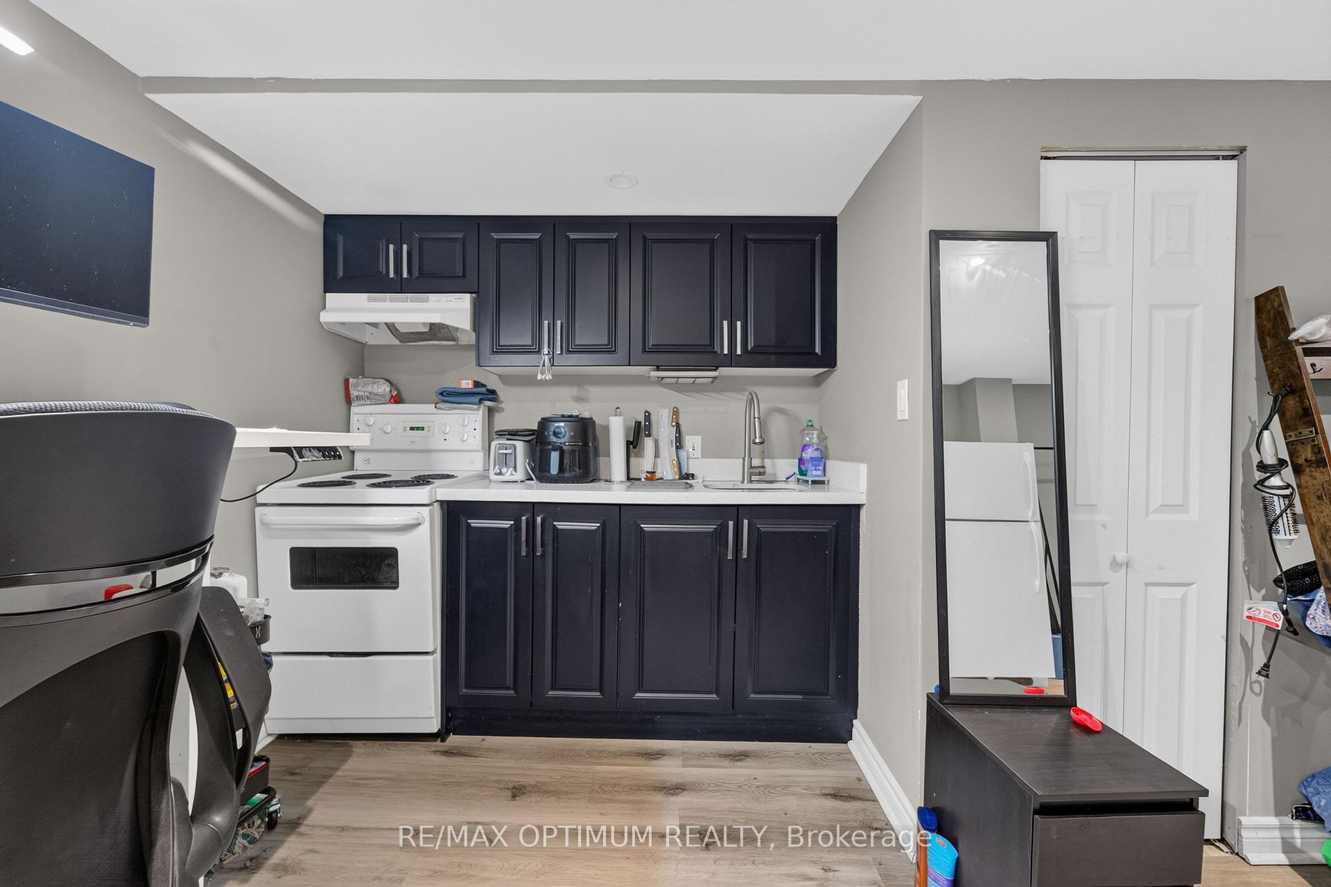 Photo 32 of 86 Sufi Crescent, North York, Victoria Village — HOMEH