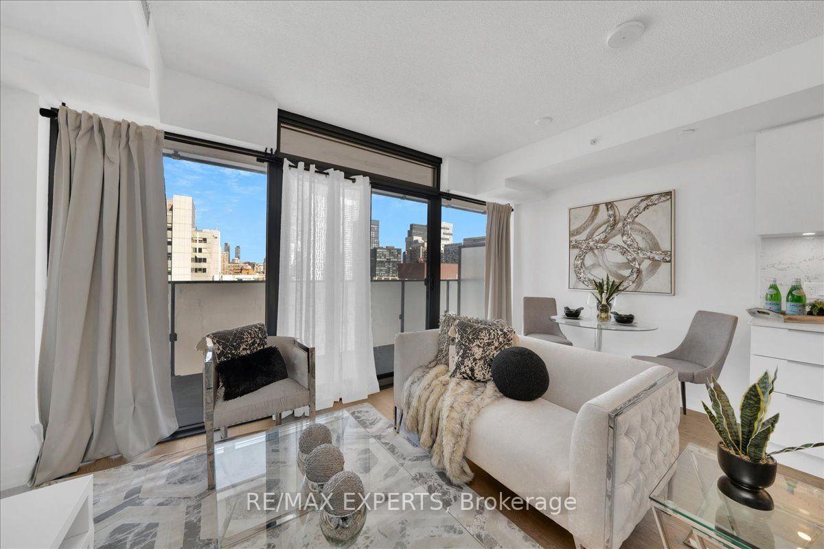 Photo 13 of Unit 1815, 25 Richmond Street E, Toronto, Church-Yonge Corridor — HOMEH