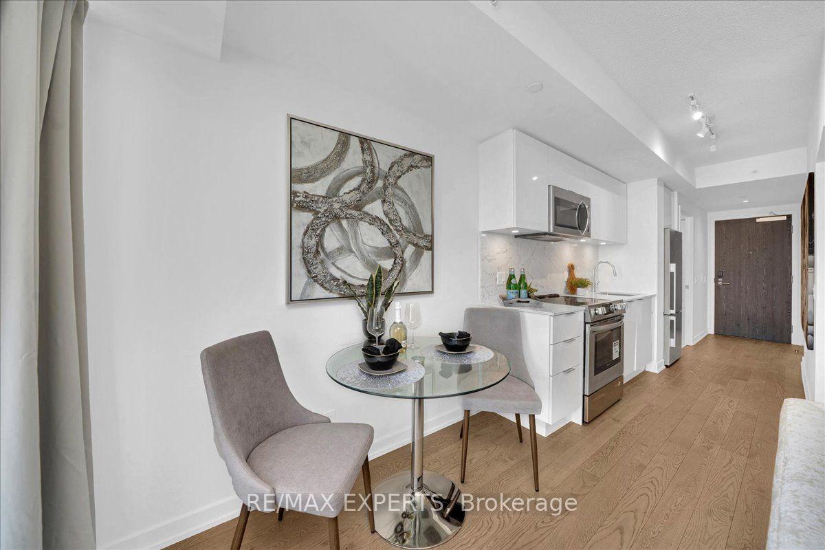 Photo 15 of Unit 1815, 25 Richmond Street E, Toronto, Church-Yonge Corridor — HOMEH