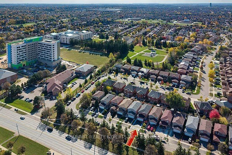 Photo 3 of 55 Gatesgill Street, Brampton, Brampton West — HOMEH