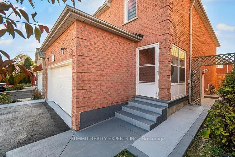 Photo 6 of 55 Gatesgill Street, Brampton, Brampton West — HOMEH
