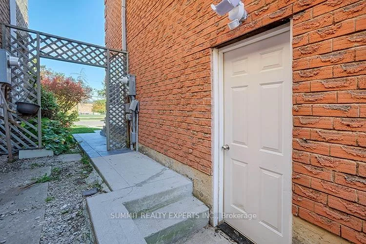 Photo 37 of 55 Gatesgill Street, Brampton, Brampton West — HOMEH
