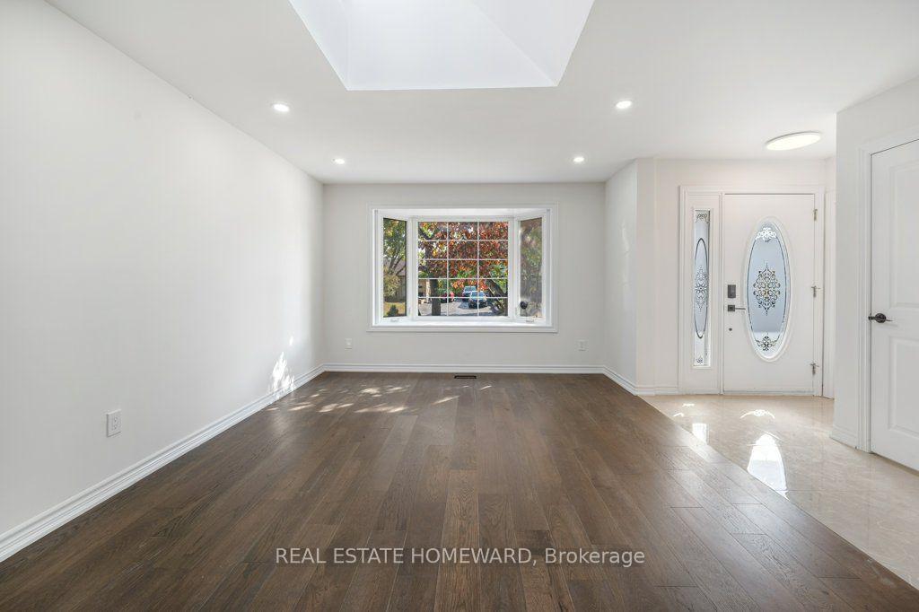 Photo 11 of Unit Main, 1917 Bonnymede Drive, Mississauga, Clarkson — HOMEH