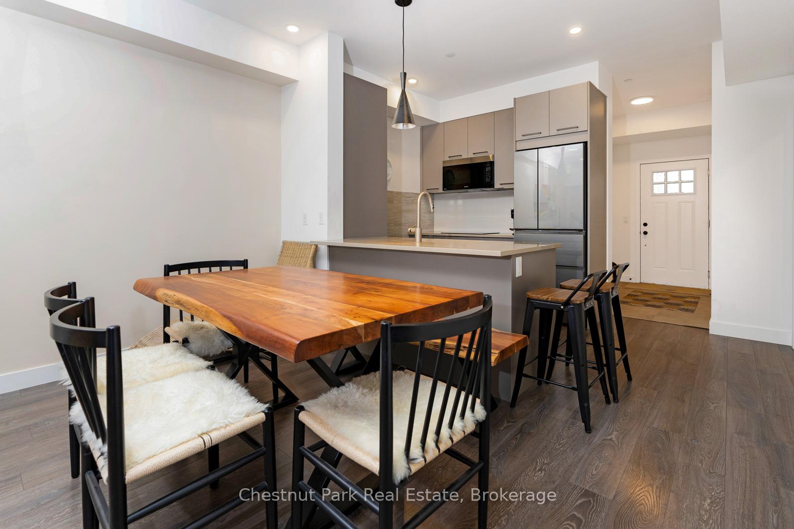 Photo 7 of Unit 202, 18 Beckwith Lane, Blue Mountains — HOMEH