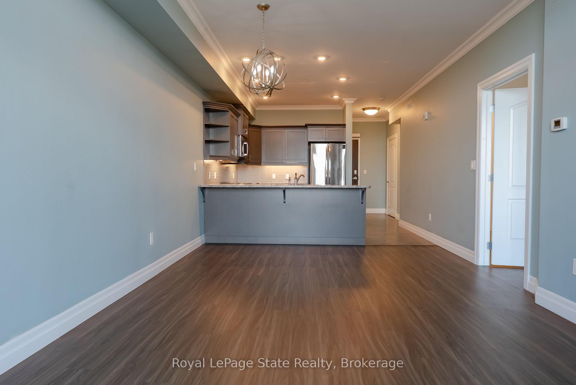 Photo 18 of Unit 507, 3290 New Street, Burlington, Roseland — HOMEH