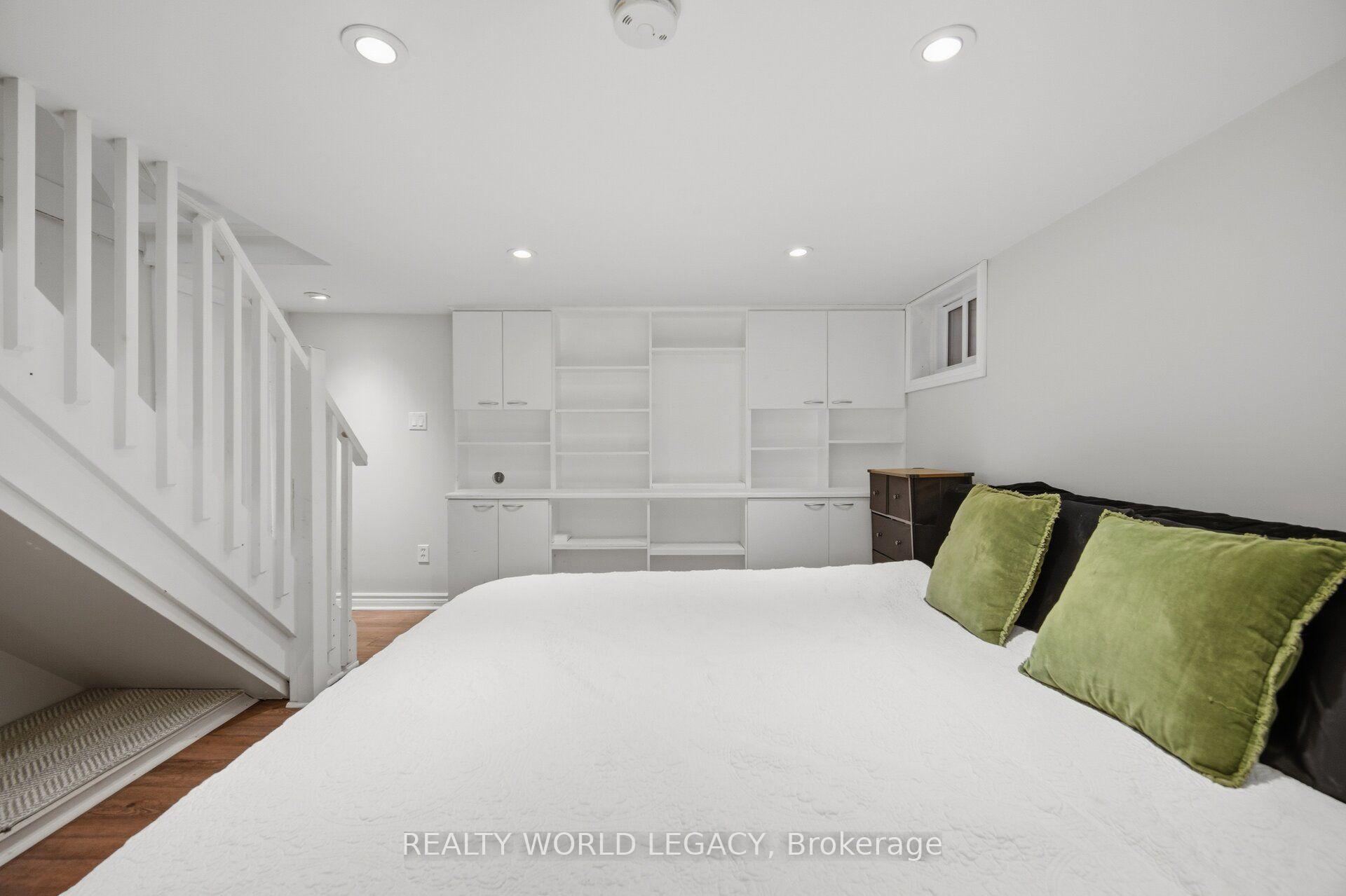 Photo 33 of 11 Rock Avenue, Kitchener, KW Hospital — HOMEH