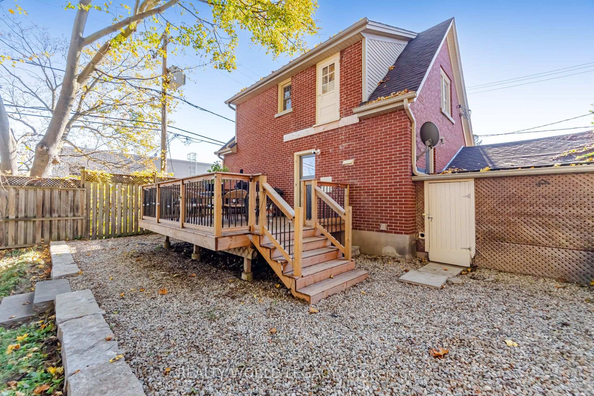 Photo 39 of 11 Rock Avenue, Kitchener, KW Hospital — HOMEH