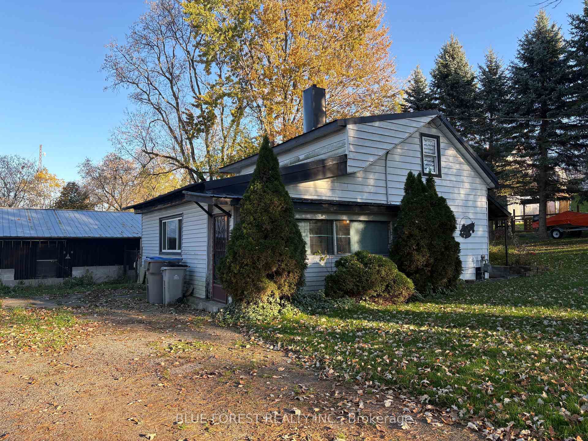 Photo of 15 Charles Street N