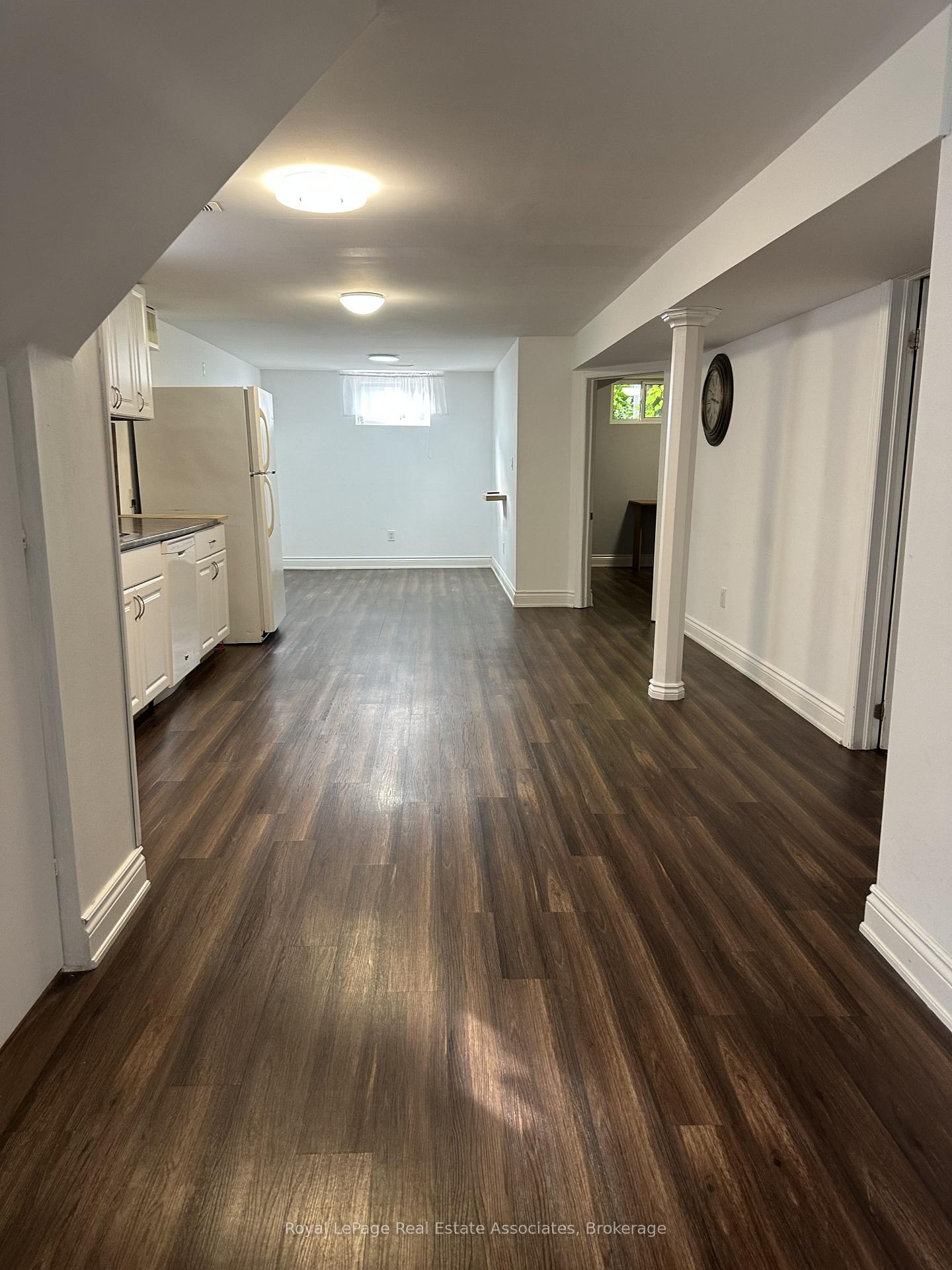 Photo 5 of 1590 Coram Crescent, Mississauga, Dixie — HOMEH