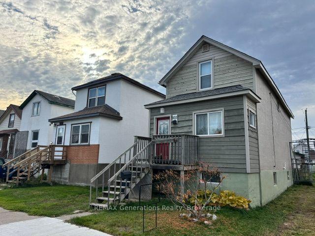 Photo 1 of 831 McIntosh Street, Thunder Bay, East End — HOMEH