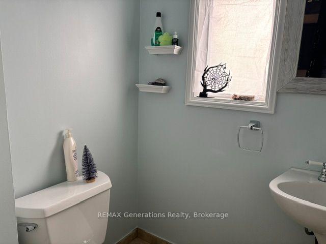 Photo 7 of 831 McIntosh Street, Thunder Bay, East End — HOMEH