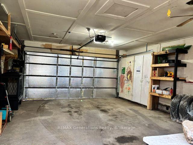 Photo 13 of 831 McIntosh Street, Thunder Bay, East End — HOMEH