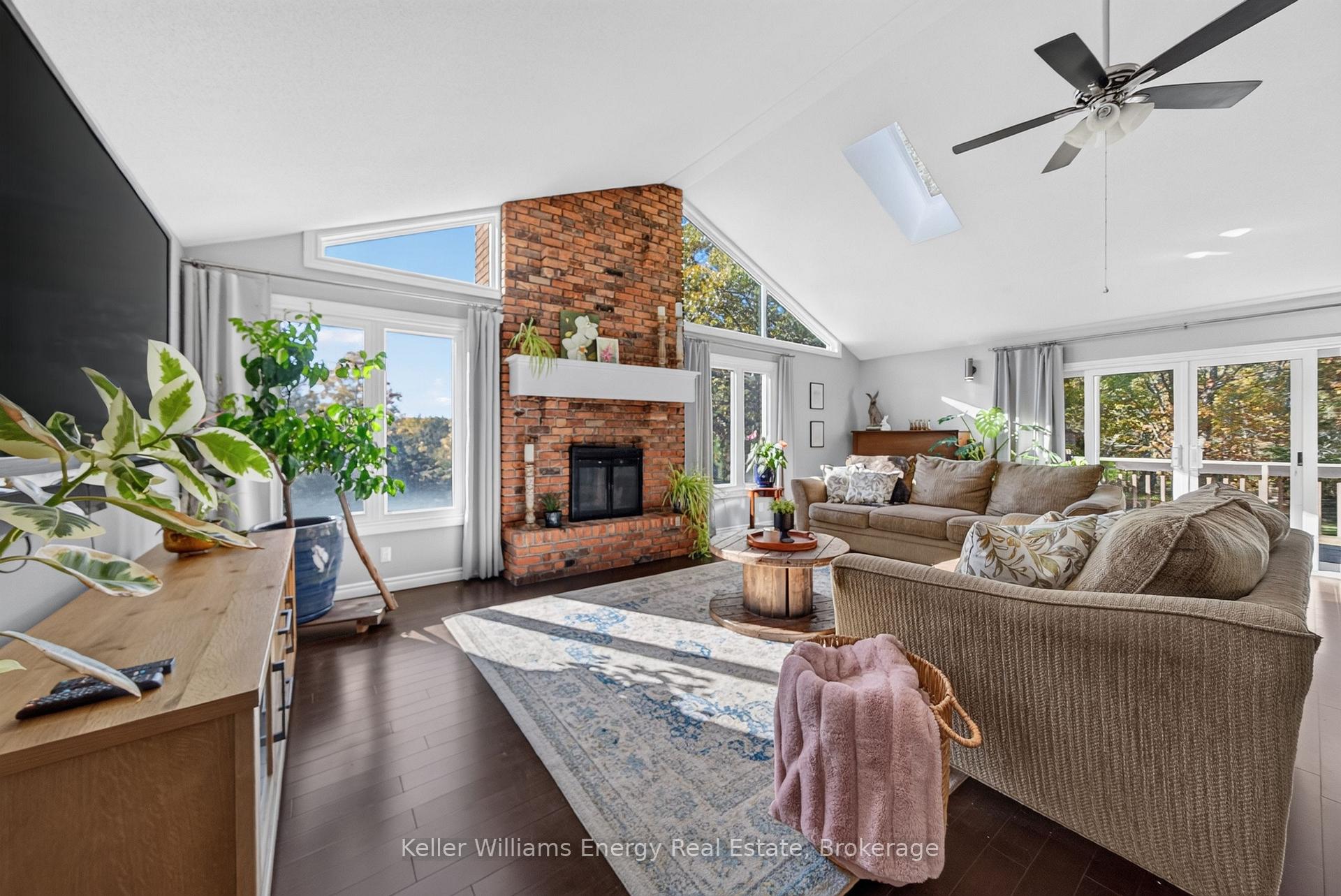 Photo 2 of 358 Hearns Road, Quinte West, Sidney Ward — HOMEH