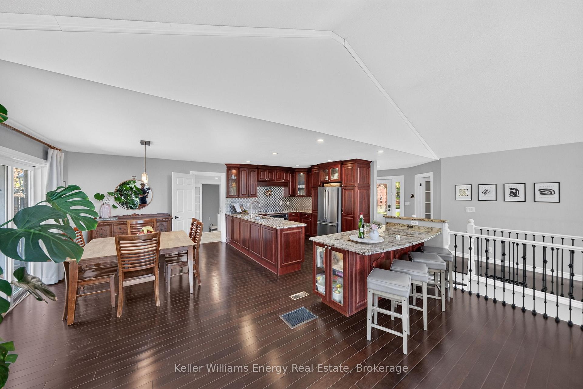 Photo 10 of 358 Hearns Road, Quinte West, Sidney Ward — HOMEH