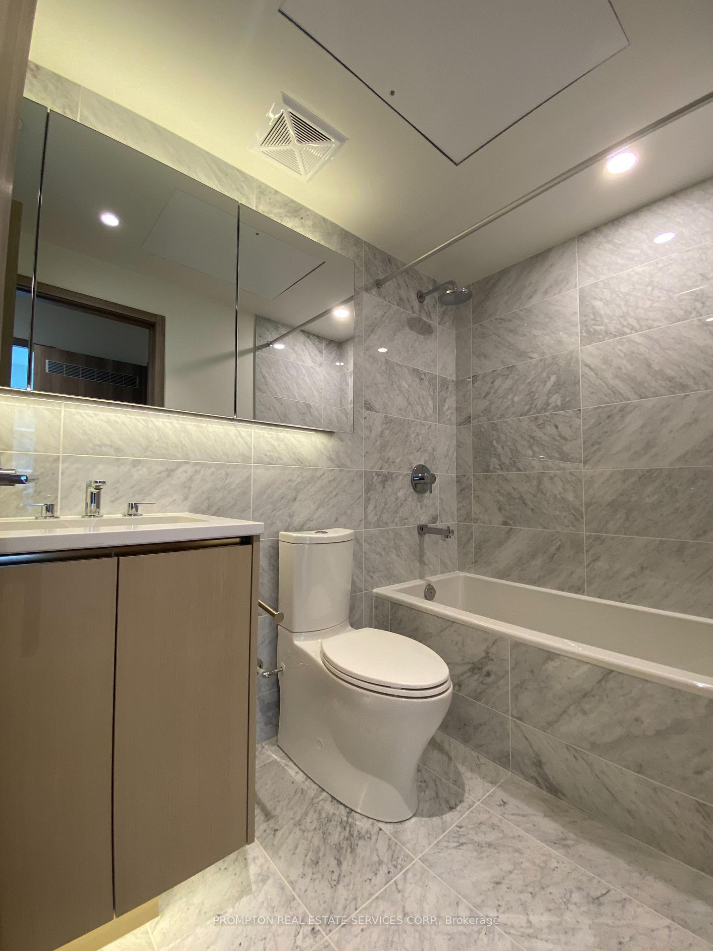 Photo 7 of Unit 2805, 95 Mcmahon Drive, North York, Bayview Village — HOMEH