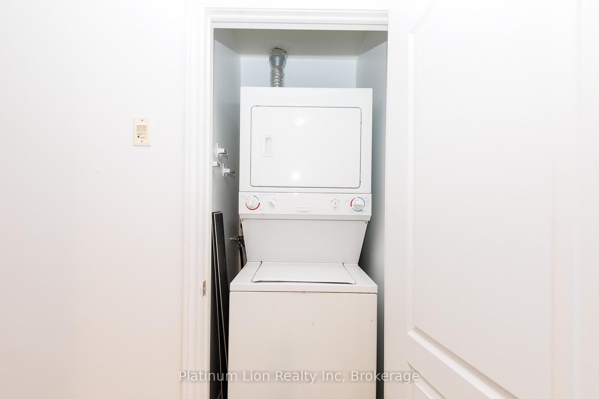 Photo 27 of Unit 910, 135 James Street S, Hamilton, Corktown — HOMEH