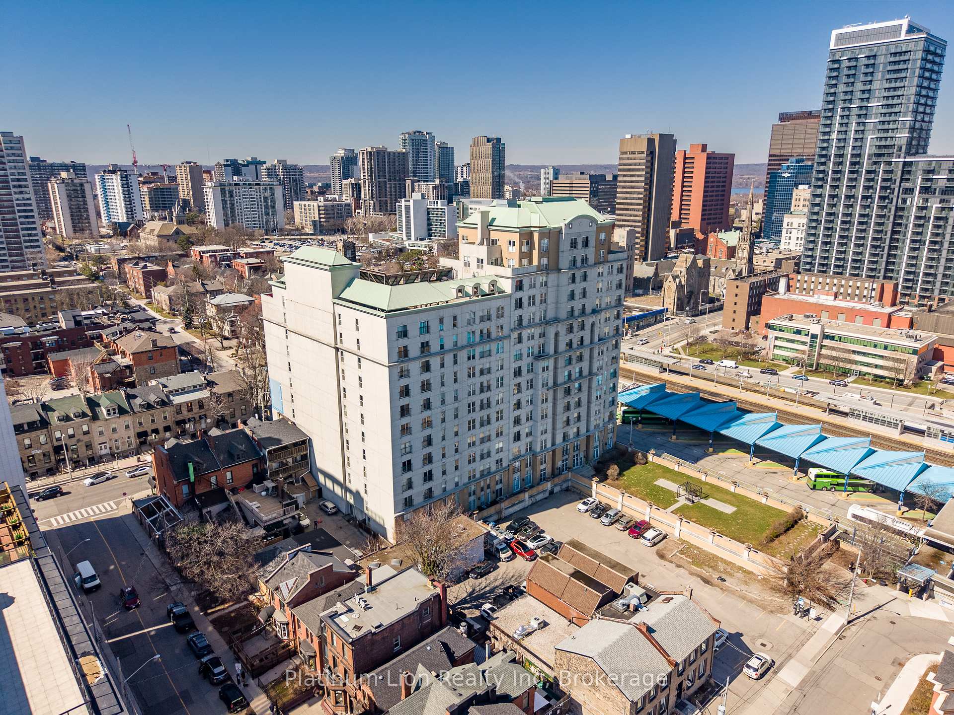 Photo 36 of Unit 910, 135 James Street S, Hamilton, Corktown — HOMEH
