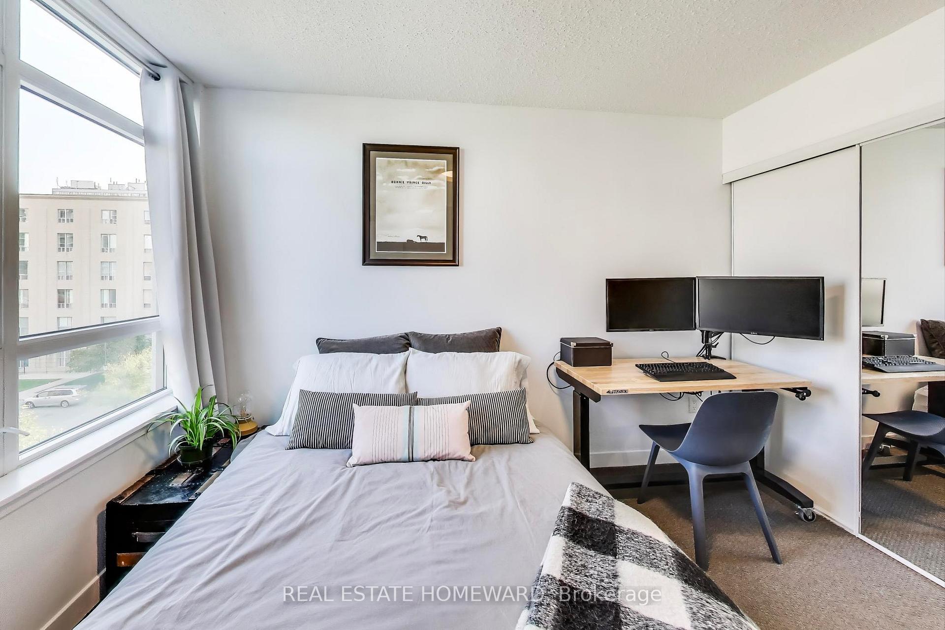 Photo 8 of Unit 406, 816 Lansdowne Avenue, Toronto, Dovercourt-Wallace Emerson-Junction — HOMEH