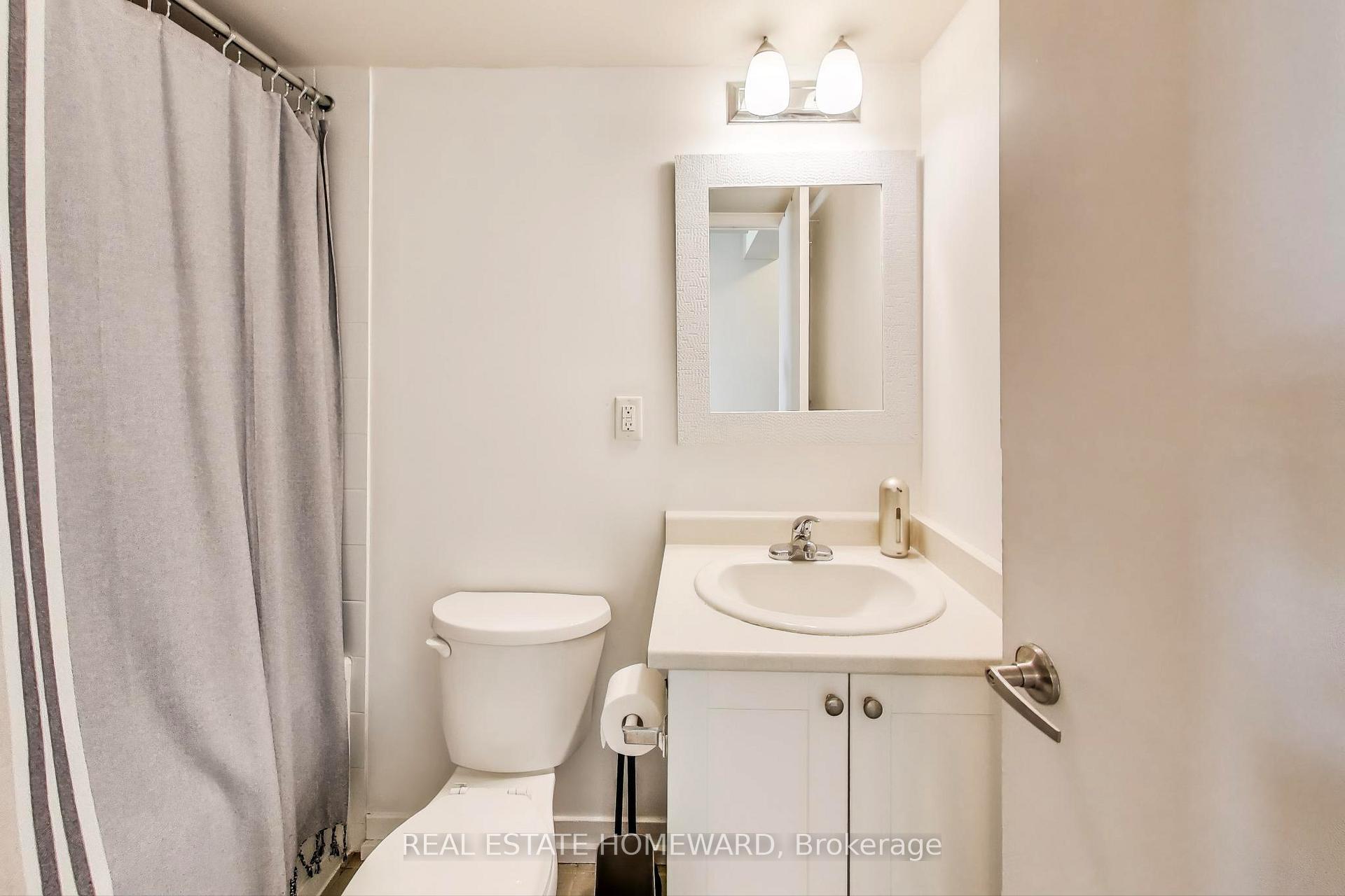 Photo 10 of Unit 406, 816 Lansdowne Avenue, Toronto, Dovercourt-Wallace Emerson-Junction — HOMEH
