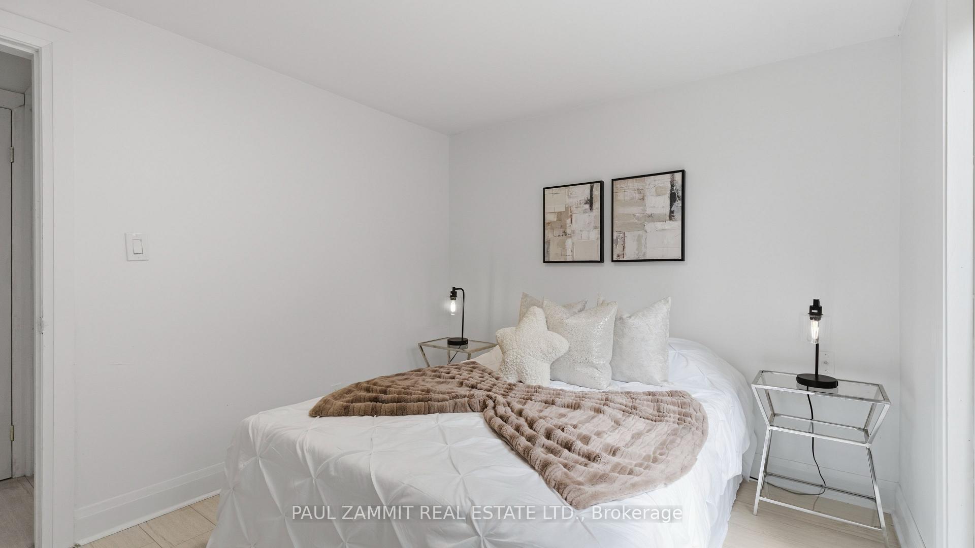 Photo 33 of 6 King Richard Court, Markham, Bullock — HOMEH