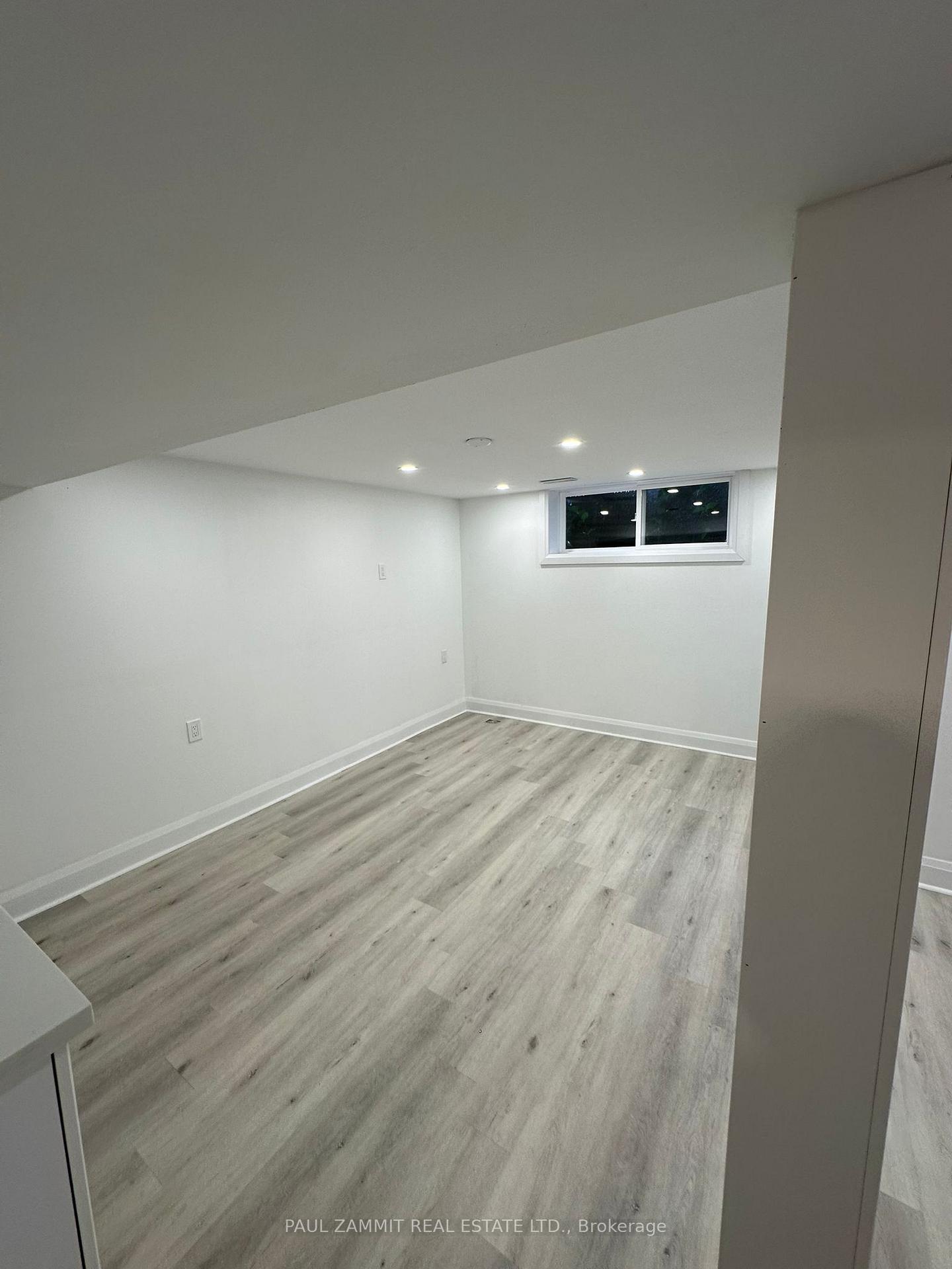 Photo 47 of 6 King Richard Court, Markham, Bullock — HOMEH