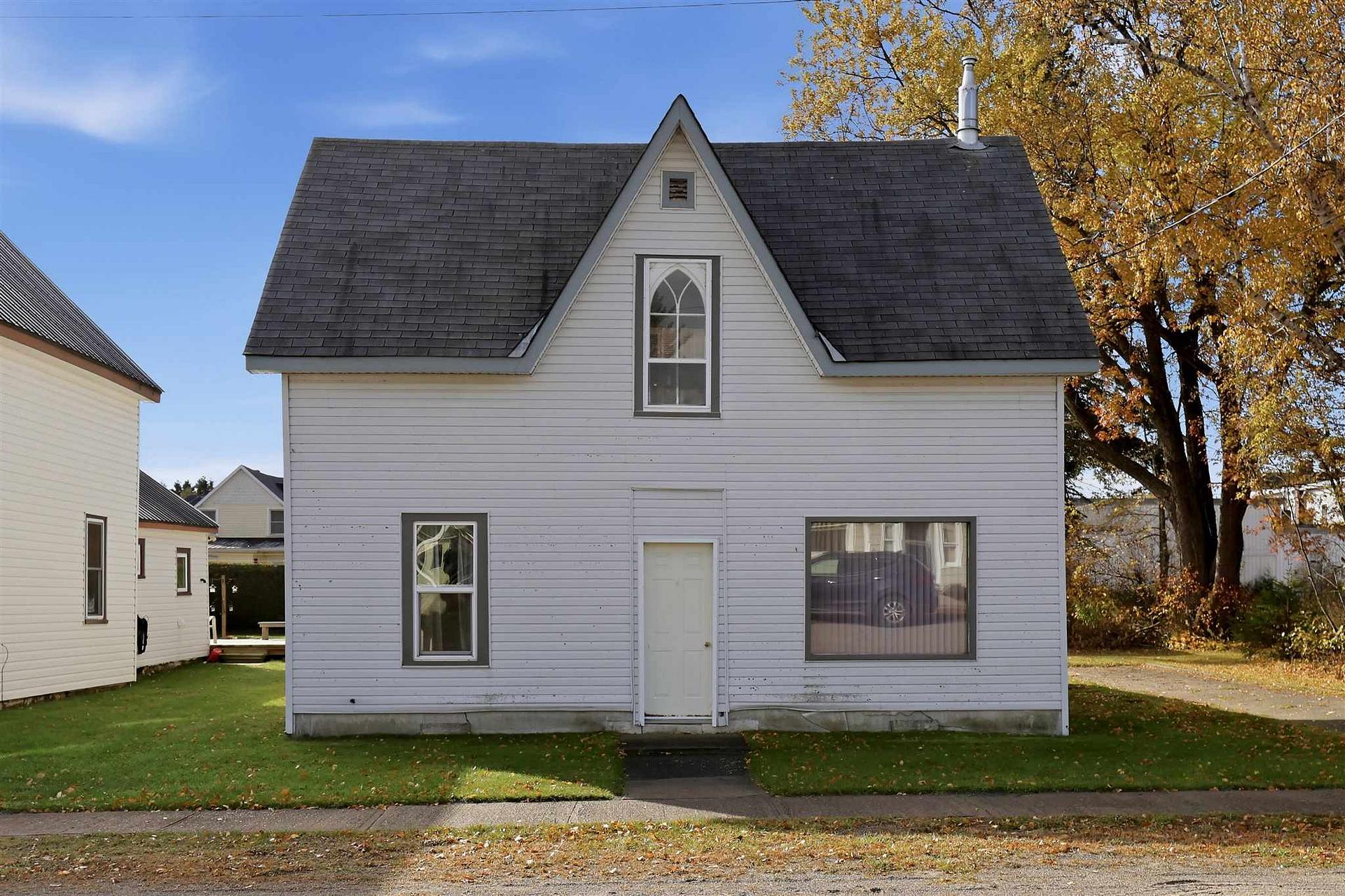 Photo of 11 Huron Street E
