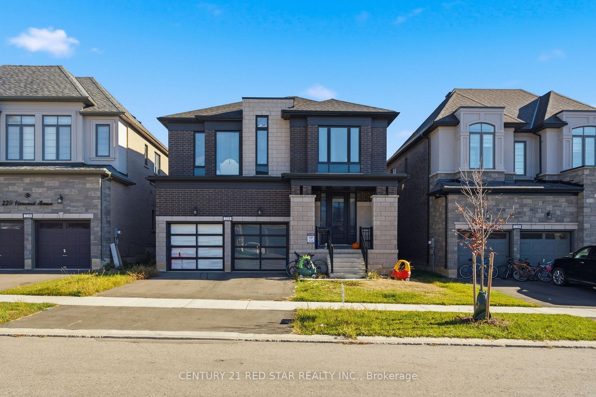 Photo of 224 Harwood Avenue