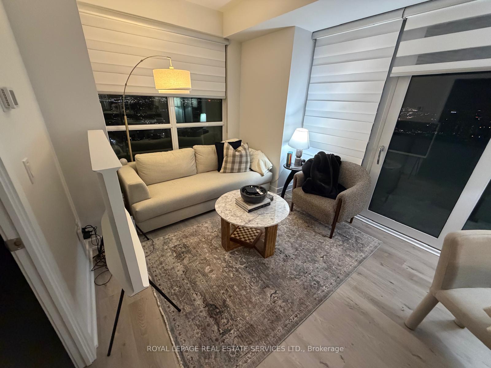 Photo 2 of Unit 4111, 430 Square One Drive, Mississauga, Creditview — HOMEH