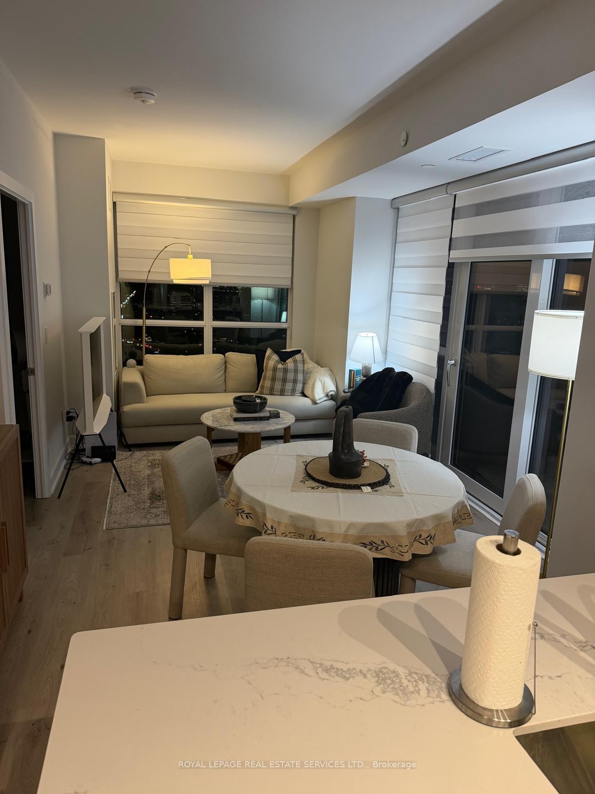 Photo 3 of Unit 4111, 430 Square One Drive, Mississauga, Creditview — HOMEH