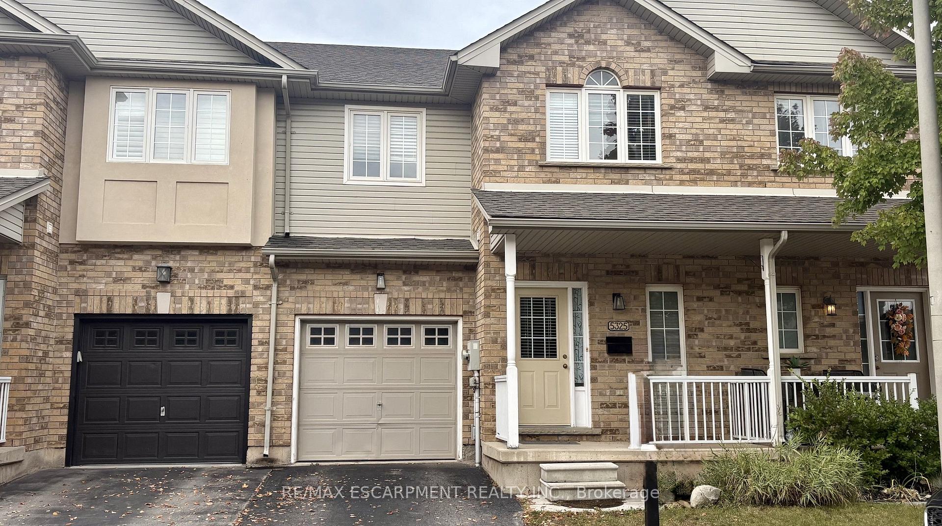 Photo 1 of 5325 Applegarth Drive, Burlington, Orchard — HOMEH