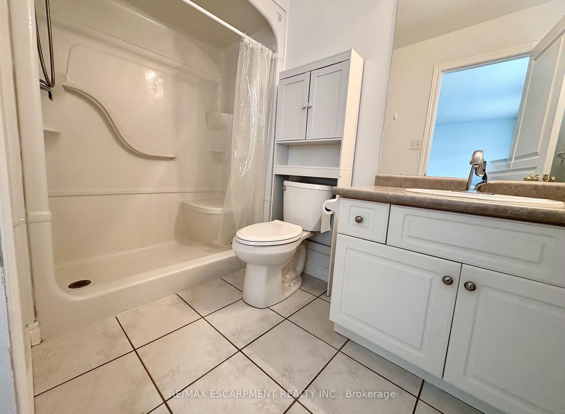 Photo 17 of 5325 Applegarth Drive, Burlington, Orchard — HOMEH